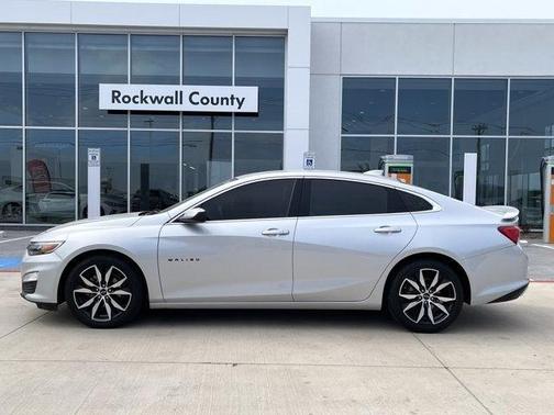 2020 Chevrolet Malibu FWD RS