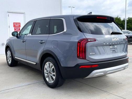 2022 Kia Telluride LX