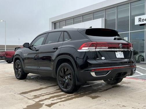 2025 Volkswagen Atlas Cross Sport 2.0T SE w/Technology
