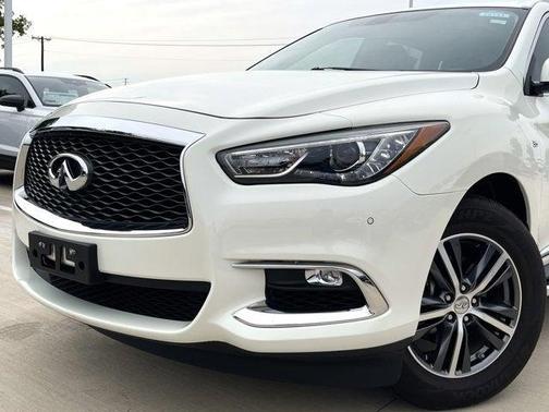 2017 INFINITI QX60 Base