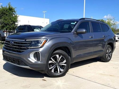 2024 Volkswagen Atlas 2.0T SE