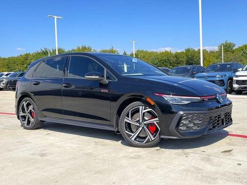 2025 Volkswagen Golf GTI 2.0T SE DSG