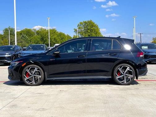 2025 Volkswagen Golf GTI 2.0T SE DSG