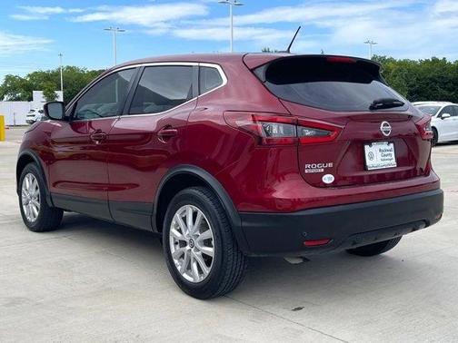 2020 Nissan Rogue Sport S