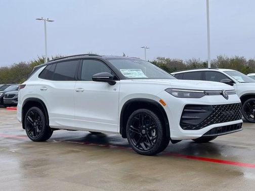 2026 Volkswagen Tiguan 2.0T SE R-Line Black 4MOTION