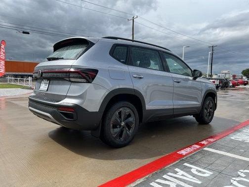 2025 Volkswagen Taos 1.5T S