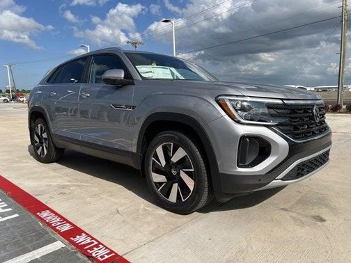 2025 Volkswagen Atlas Cross Sport 2.0T SE w/Technology