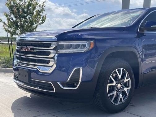 2023 GMC Acadia FWD SLT