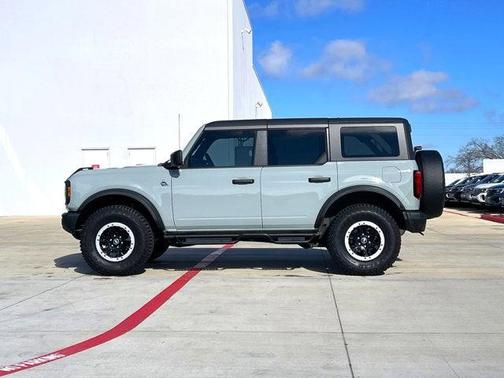 2024 Ford Bronco Black Diamond