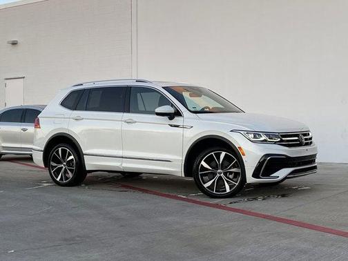 2024 Volkswagen Tiguan 2.0T SEL R-Line 4MOTION
