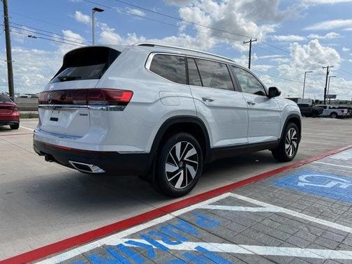 2025 Volkswagen Atlas 2.0T SEL