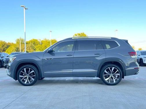 2025 Volkswagen Atlas 2.0T SEL Premium R-Line 4MOTION