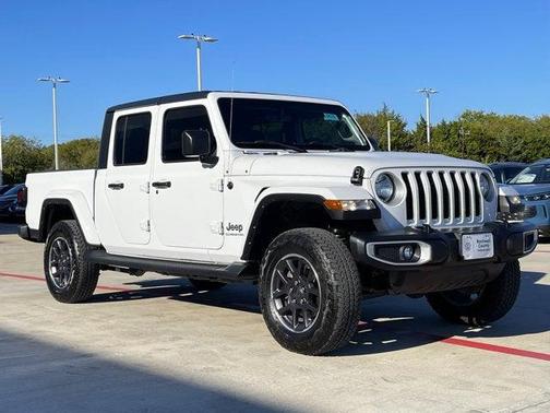 2022 Jeep Gladiator Overland