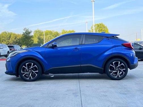 2021 Toyota C-HR XLE