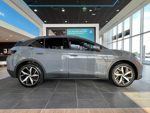 2025 Volkswagen ID.4 Pro