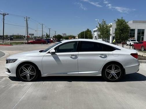 2022 Honda Accord Touring 2.0T