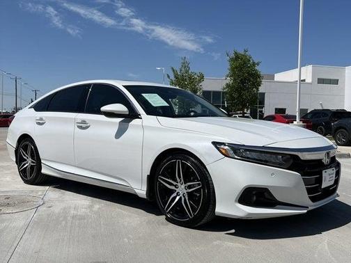 2022 Honda Accord Touring 2.0T