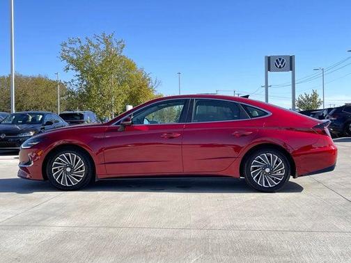 2023 Hyundai SONATA Hybrid Limited