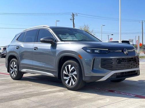 2025 Volkswagen Tiguan 2.0T S