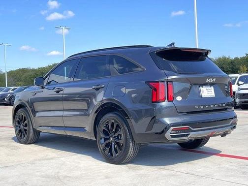 2022 Kia Sorento SX