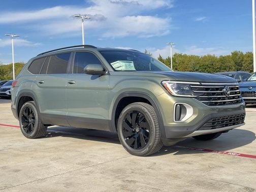 2026 Volkswagen Atlas 2.0T SE w/Technology 4MOTION
