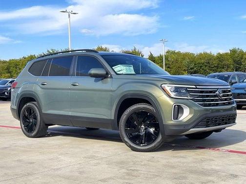 2026 Volkswagen Atlas 2.0T SE w/Technology 4MOTION