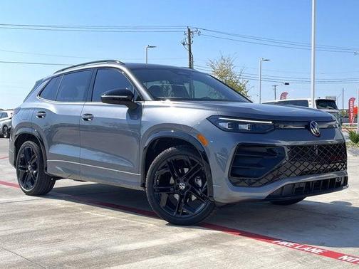 2025 Volkswagen Tiguan 2.0T SE R-Line Black 4MOTION
