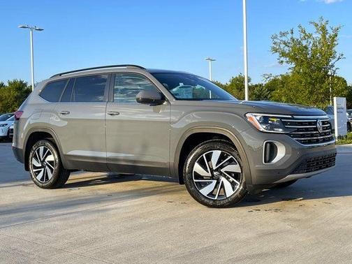 2026 Volkswagen Atlas 2.0T SE w/Technology 4MOTION