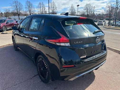 Super Black 2024 Nissan Leaf SV PLUS