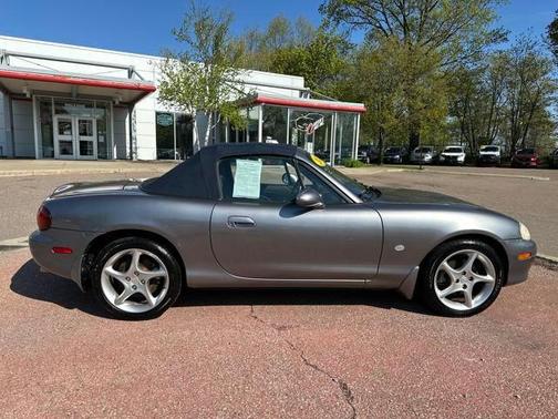 2003 Mazda MX-5 Miata Shinsen