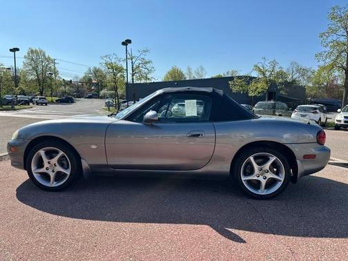 2003 Mazda MX-5 Miata Shinsen
