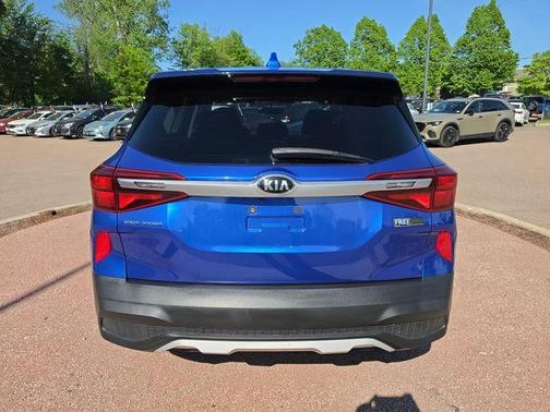 Neptune Blue 2021 Kia Seltos LX