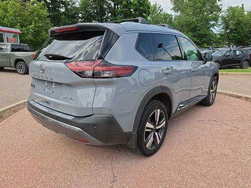 Boulder Gray Pearl 2023 Nissan Rogue SL