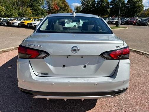 2021 Nissan Versa 1.6 SV