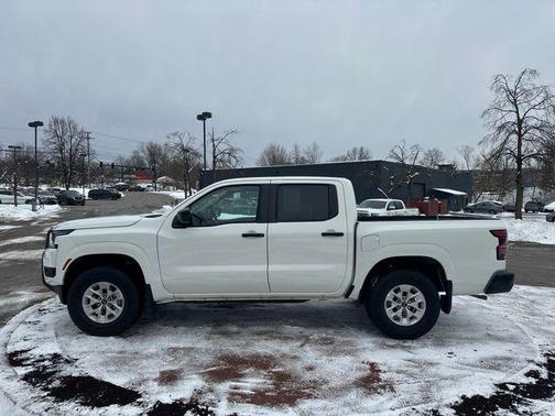 2025 Nissan Frontier S