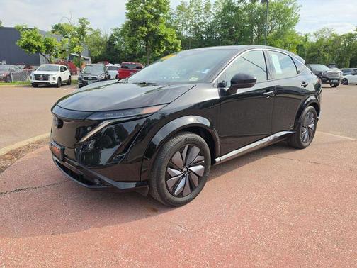 Black Diamond Pearl 2023 Nissan ARIYA ENGAGE