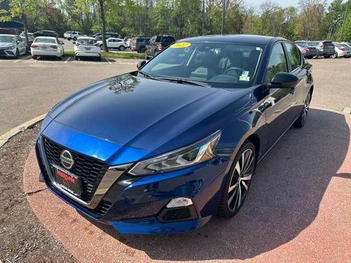 2022 Nissan Altima 2.5 SR