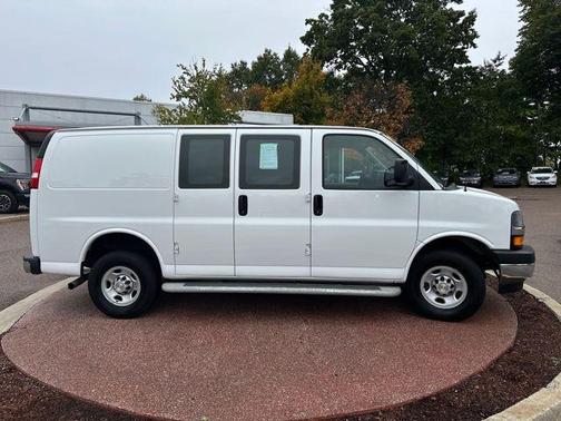 2024 Chevrolet Express 2500 Work Van