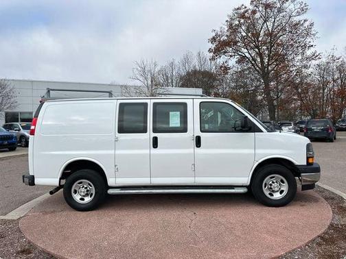 2024 Chevrolet Express 2500 Work Van