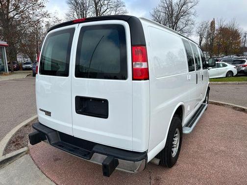 2024 Chevrolet Express 2500 Work Van