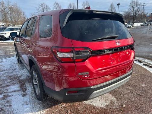 2025 Honda Pilot Sport