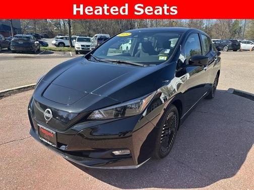 2023 Nissan Leaf SV PLUS
