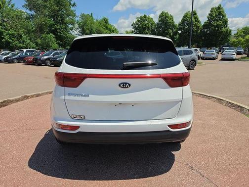 Clear White 2018 Kia Sportage LX