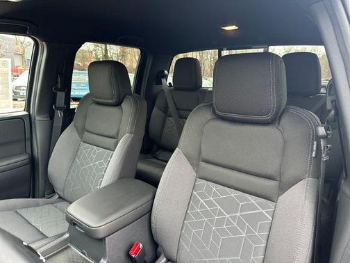 Green 2026 Nissan Frontier SV