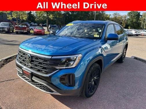 2024 Volkswagen Atlas Cross Sport 2.0T SE w/Technology