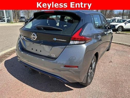 2022 Nissan Leaf SV PLUS