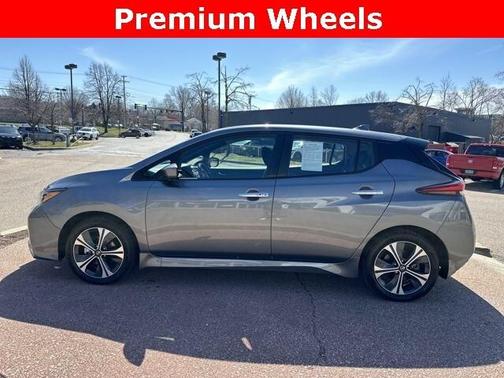 2022 Nissan Leaf SV PLUS