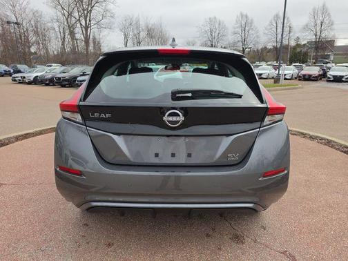 Gun Metallic 2024 Nissan Leaf SV PLUS