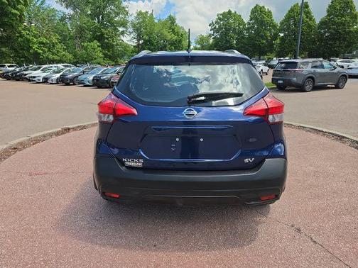 Deep Blue Pearl 2019 Nissan Kicks SV