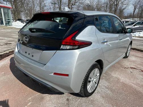 2025 Nissan Leaf S